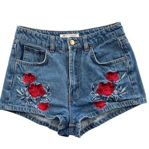 H&M‎ Coachella Collection Shorts 6 Denim High Rise Red Rose Floral Embroidery